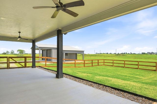 234 El Dorado Court, Cat Spring, TX 78933