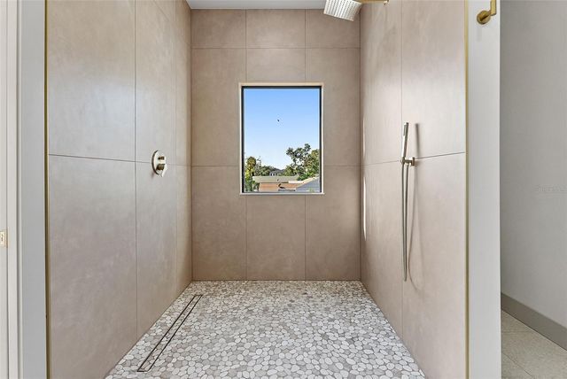 2320 W NORTH B STREET 2, Tampa, FL 33609