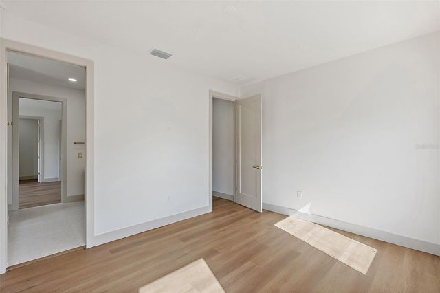 2320 W NORTH B STREET 2, Tampa, FL 33609