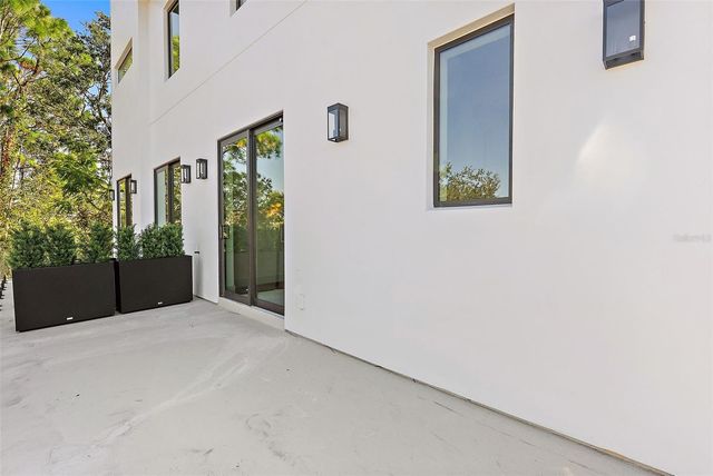 2320 W NORTH B STREET 2, Tampa, FL 33609