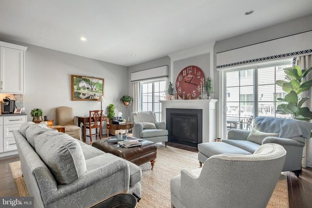 23 CENTRAL AVE, Berwyn, PA 19312