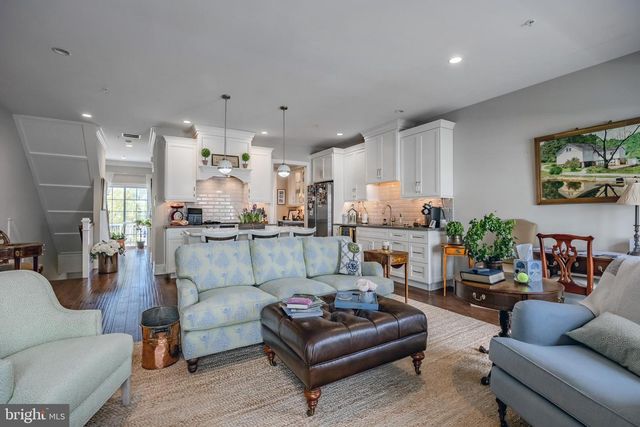 23 CENTRAL AVE, Berwyn, PA 19312