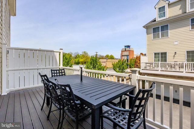 23 CENTRAL AVE, Berwyn, PA 19312