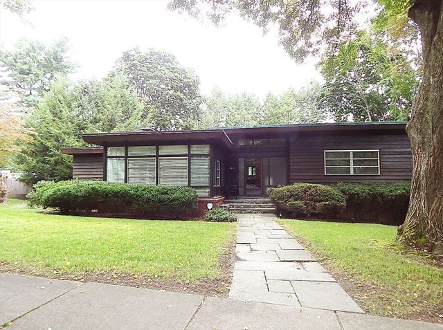 1551 Commonwealth Ave., Newton, MA 02465