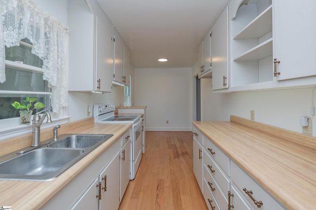 103 Piedmont Park Road, Greenville, SC 29609