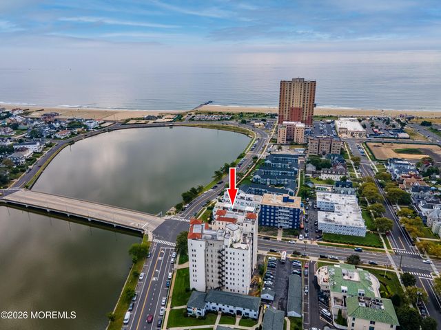 400 Deal Lake Drive 8F, Asbury Park, NJ 07712