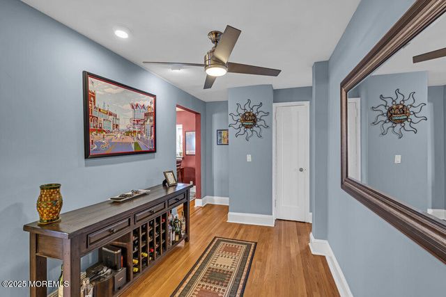 400 Deal Lake Drive 8F, Asbury Park, NJ 07712