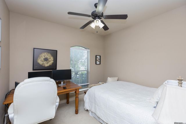 5057 River Meadow Dr, Baton Rouge, LA 70820