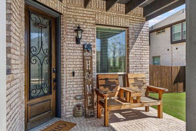 2200 Simpson Lane, Mansfield, TX 76063