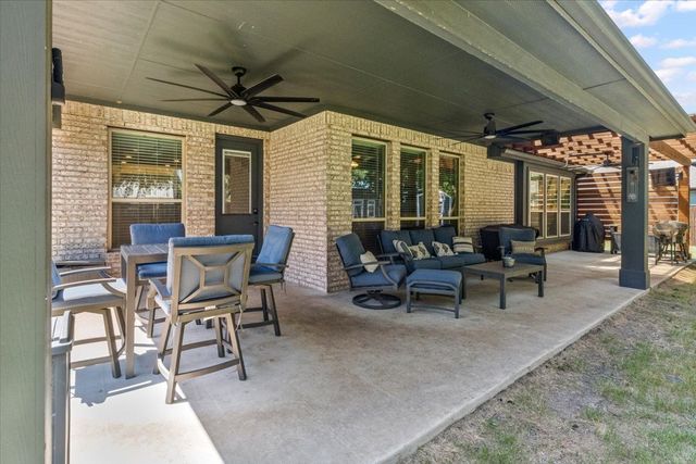 2200 Simpson Lane, Mansfield, TX 76063