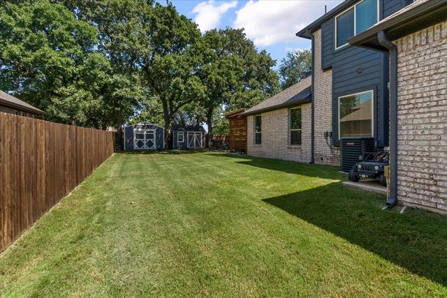 2200 Simpson Lane, Mansfield, TX 76063