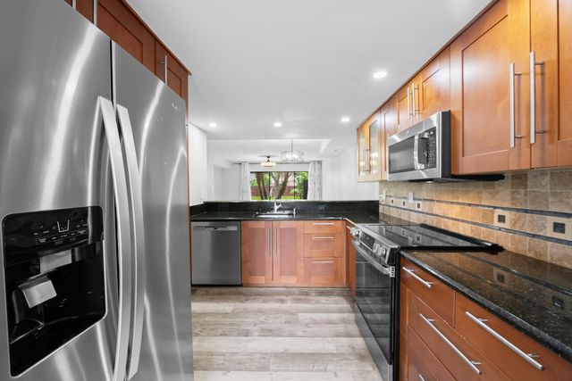 4221 SW 71st Terrace 4221, Davie, FL 33314