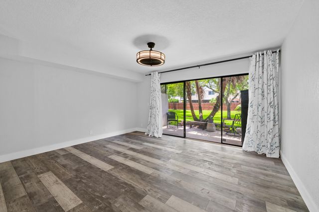 4221 SW 71st Terrace 4221, Davie, FL 33314