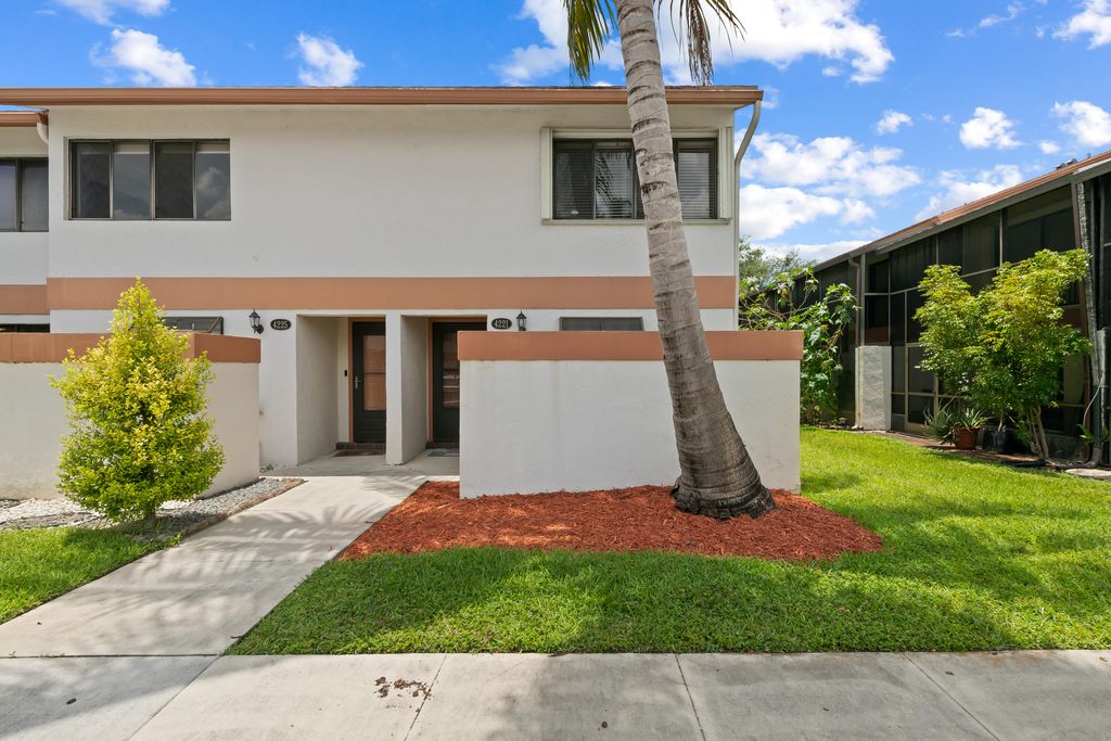 4221 SW 71st Terrace 4221, Davie, FL 33314