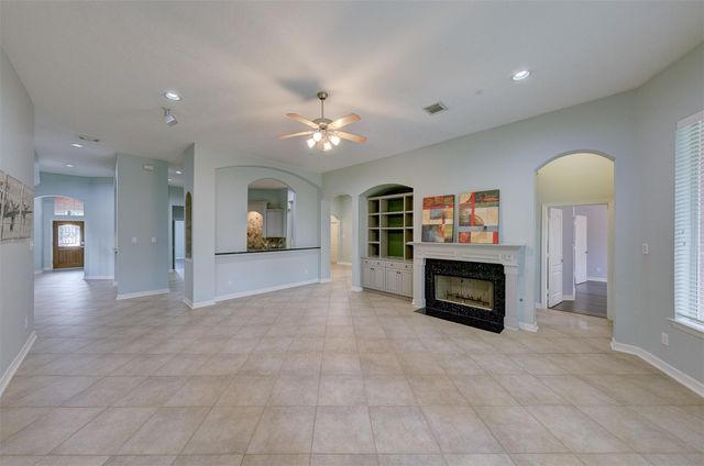 3710 Nathaniel Springs Drive, Manvel, TX 77578