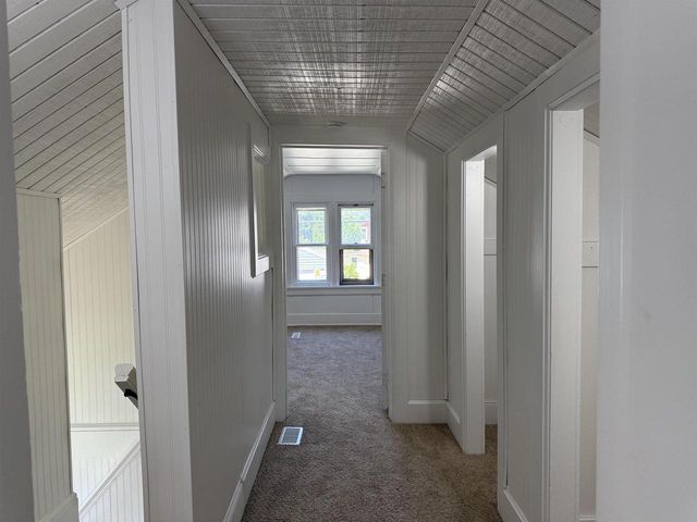 121 E MELVIN AVENUE, Oshkosh, WI 54901