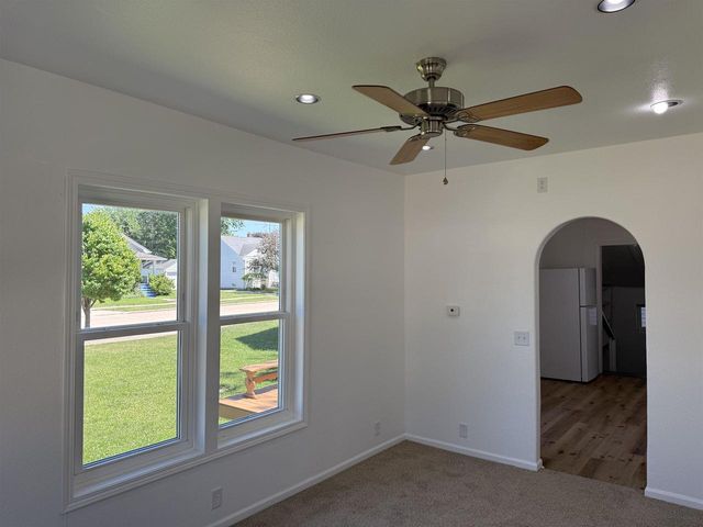 121 E MELVIN AVENUE, Oshkosh, WI 54901