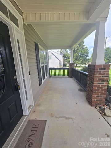 8815 Korniv Drive, Charlotte, NC 28216