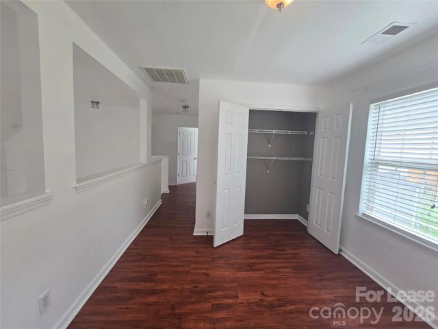 8815 Korniv Drive, Charlotte, NC 28216
