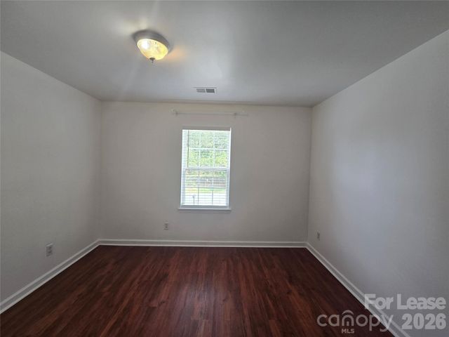 8815 Korniv Drive, Charlotte, NC 28216