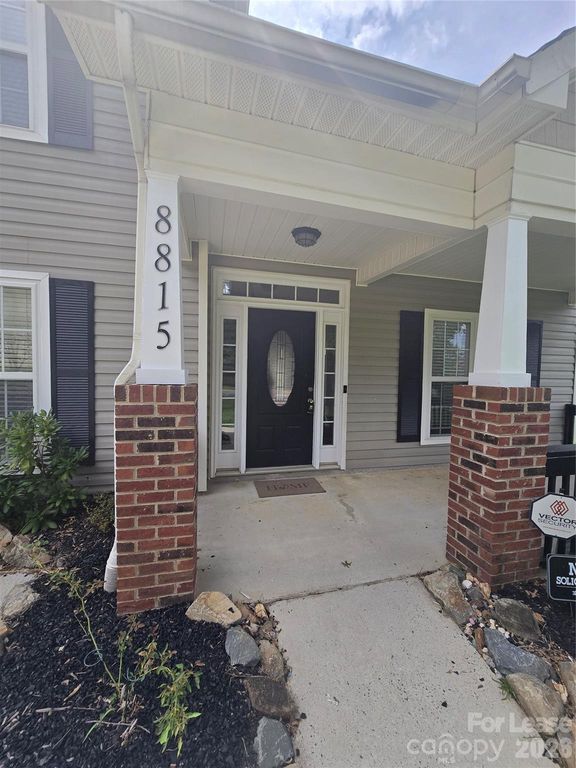 8815 Korniv Drive, Charlotte, NC 28216