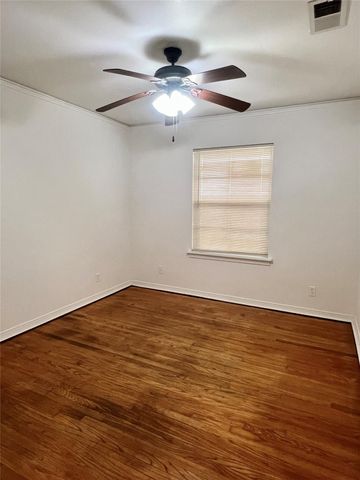 4057 Woodfox Street, Houston, TX 77025