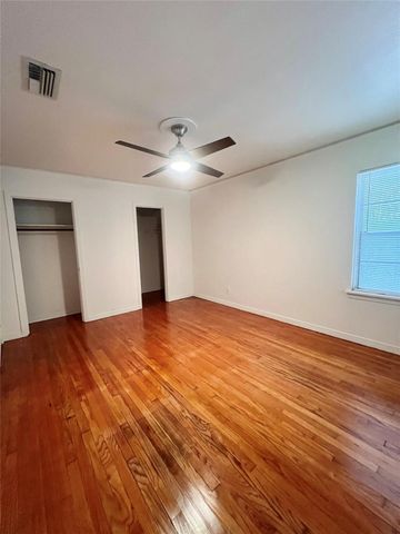 4057 Woodfox Street, Houston, TX 77025