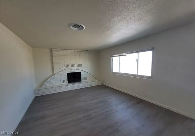 3749 Ponderosa Avenue, Las Vegas, NV 89115