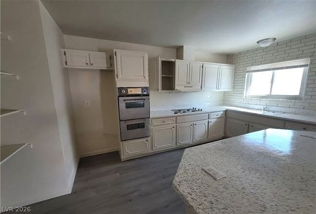 3749 Ponderosa Avenue, Las Vegas, NV 89115