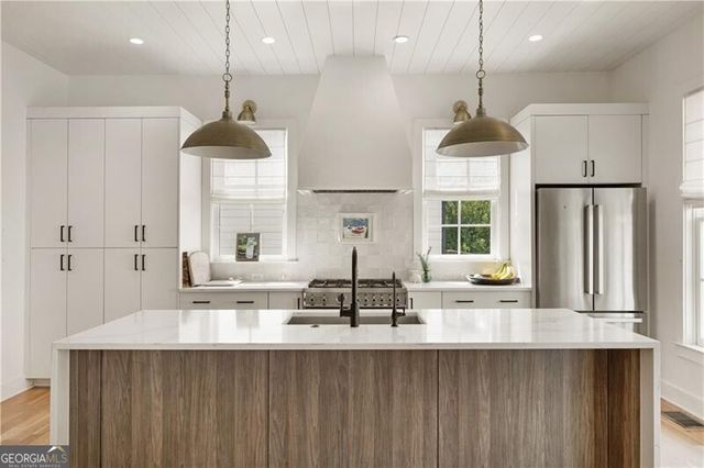 11260 Serenbe Lane S, Chattahoochee Hills, GA 30268