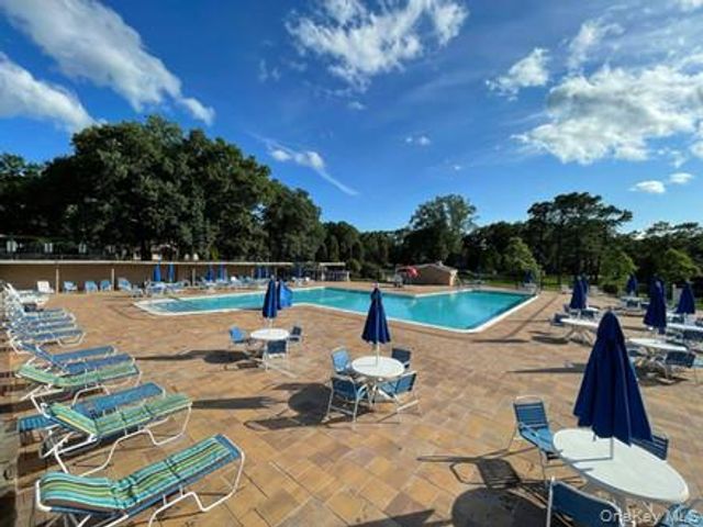 368 Woodbridge Drive A, Ridge, NY 11961