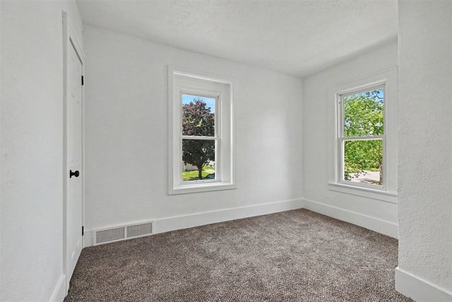 224 W Burnham Street, Battle Creek, MI 49015