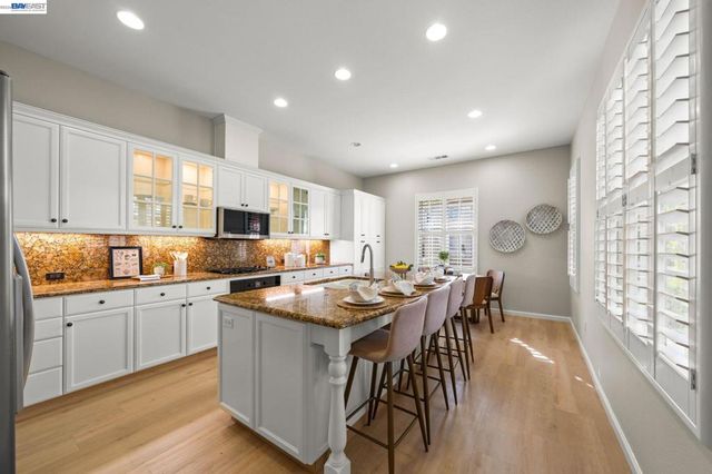 3863 Welshland St, Danville, CA 94506