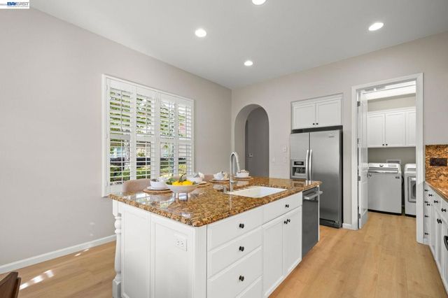 3863 Welshland St, Danville, CA 94506