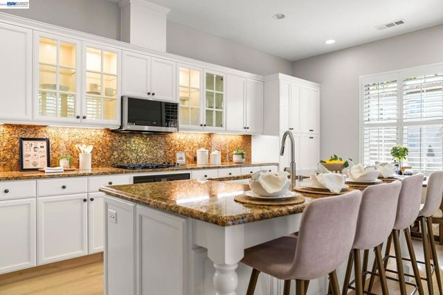 3863 Welshland St, Danville, CA 94506