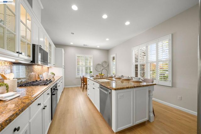 3863 Welshland St, Danville, CA 94506