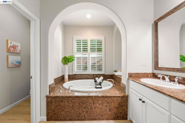 3863 Welshland St, Danville, CA 94506
