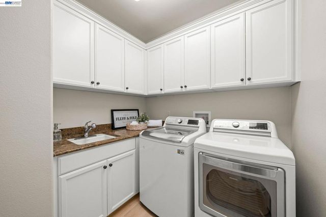 3863 Welshland St, Danville, CA 94506