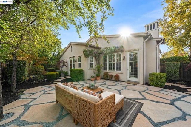 3863 Welshland St, Danville, CA 94506