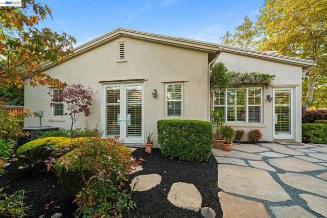 3863 Welshland St, Danville, CA 94506