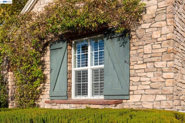 3863 Welshland St, Danville, CA 94506