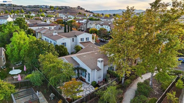 3863 Welshland St, Danville, CA 94506
