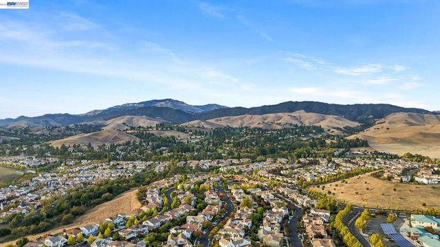 3863 Welshland St, Danville, CA 94506