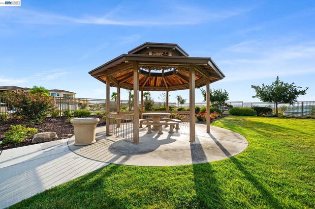 3863 Welshland St, Danville, CA 94506