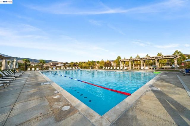 3863 Welshland St, Danville, CA 94506