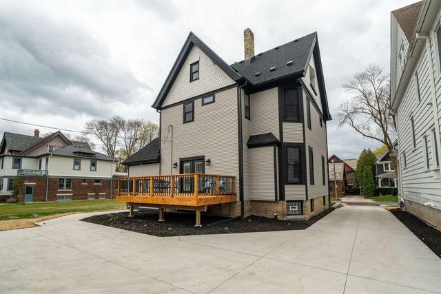 3247 N Marietta AVENUE, Milwaukee, WI 53211