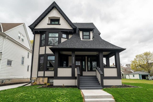 3247 N Marietta AVENUE, Milwaukee, WI 53211