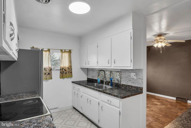 517 E COOVER STREET, Mechanicsburg, PA 17055