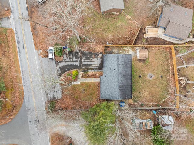 196 Weston Road, Arden, NC 28704