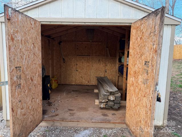 196 Weston Road, Arden, NC 28704